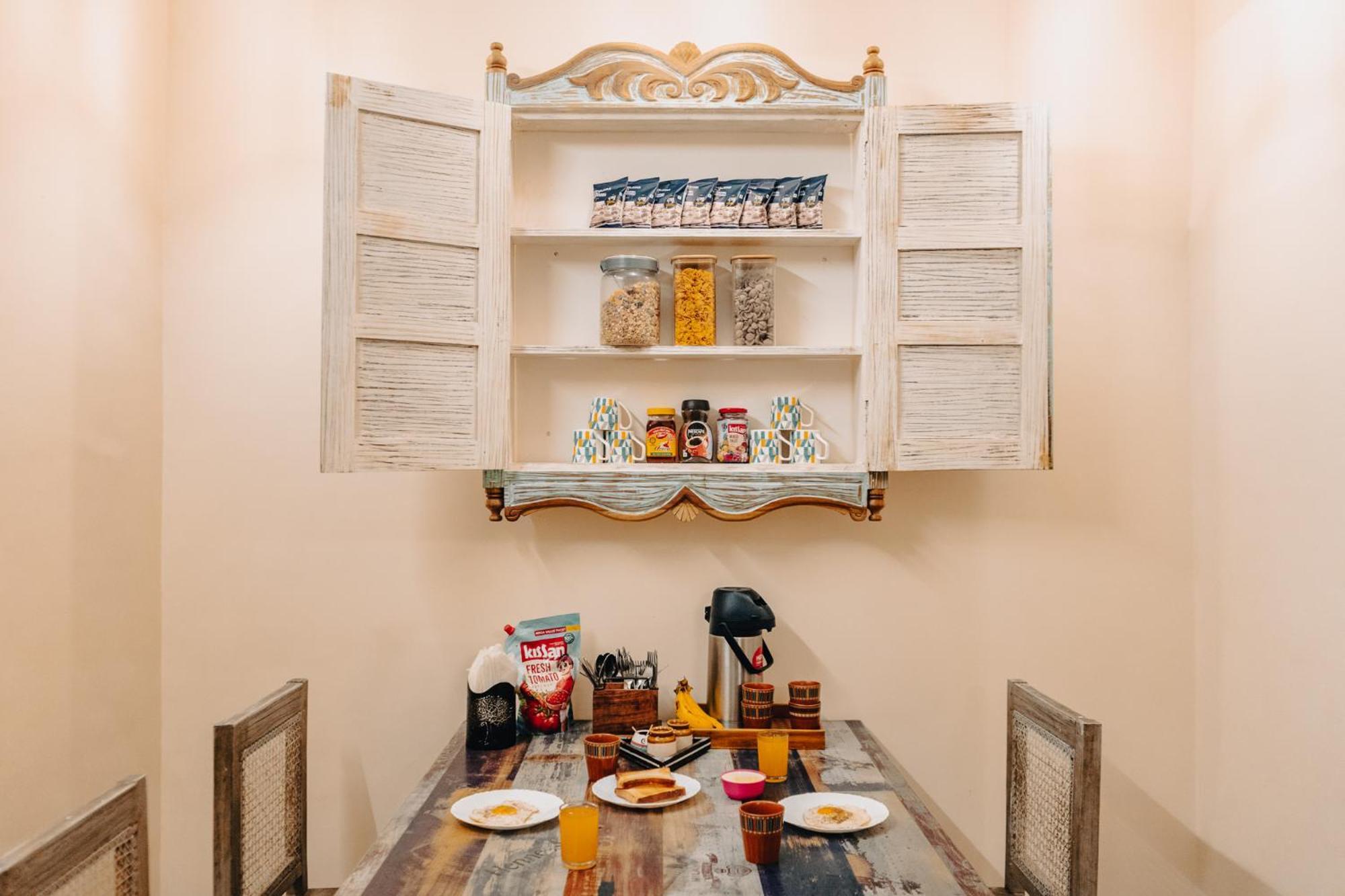 Bed & Breakfast Safarnama - A Boutique